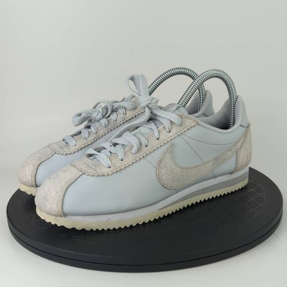 Nike Classic Cortez Premium Pure Platinum 905614-001 Women’s Size 7 - Picture 1 of 12